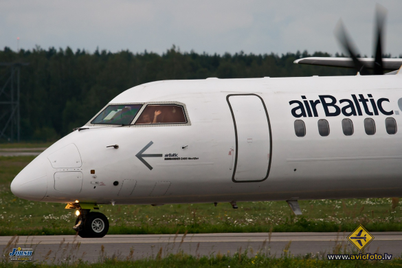 Bombardier DHC-8-402 Q400