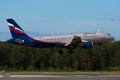 Airbus A320-214