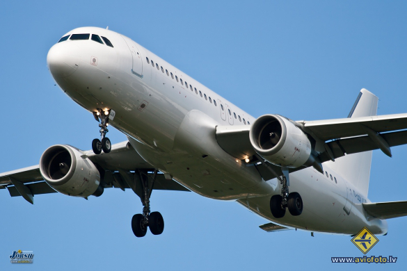 Airbus A320-211