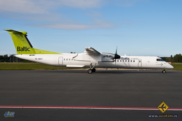 Bombardier DHC-8-402 Q400