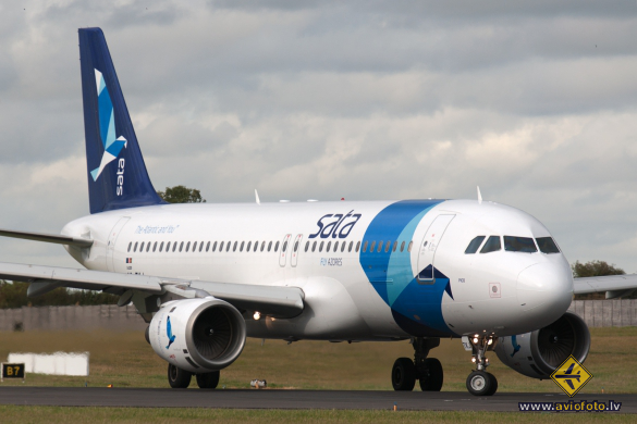 Airbus A320-212
