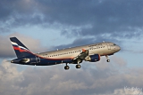 Airbus A320-214