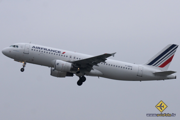 Airbus A320-214