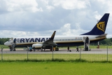 Boeing 737-8AS