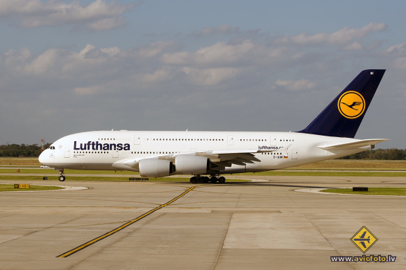 Airbus A380-841