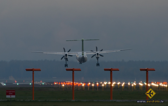 Bombardier DHC-8-402 Q400