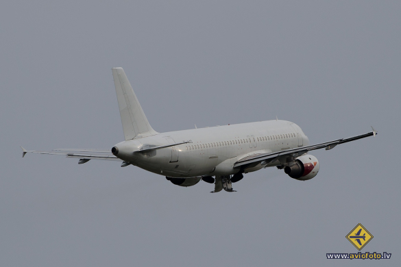 Airbus A320-211