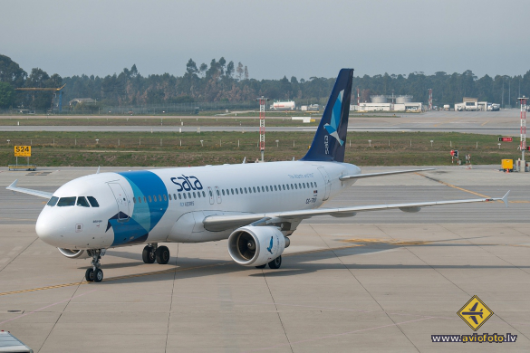 Airbus A320-214