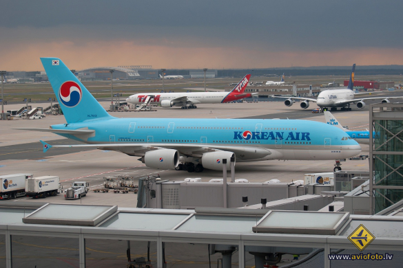 Airbus A380-861