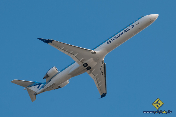 Bombardier CRJ-900ER (CL-600-2D24)