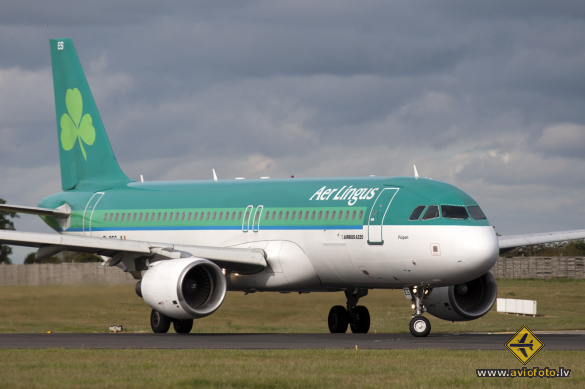 Airbus A320-214