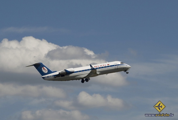Bombardier CRJ-200LR (CL-600-2B19)