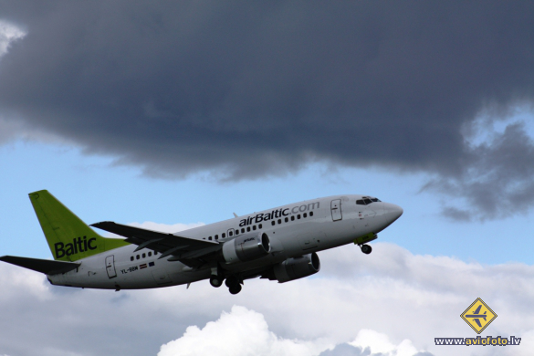 Boeing 737-522