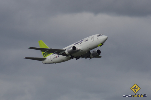 Boeing 737-522