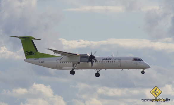 Bombardier DHC-8-402 Q400
