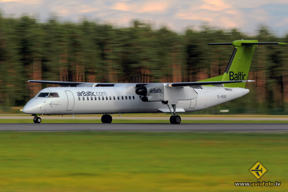 Bombardier DHC-8-402 Q400