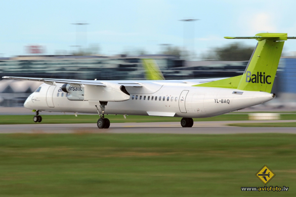 Bombardier DHC-8-402 Q400