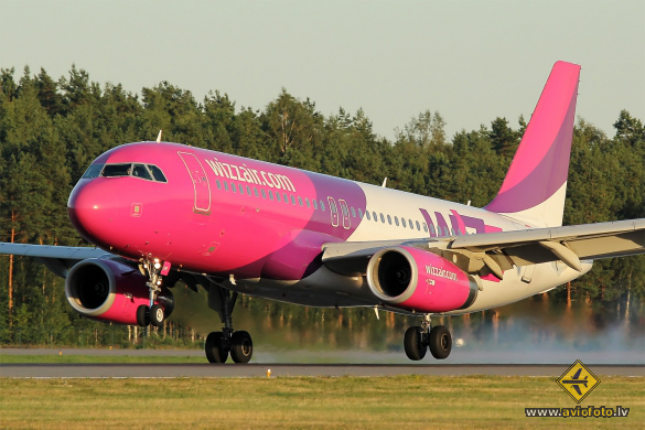 Airbus A320-232