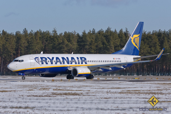 Boeing 737-8AS