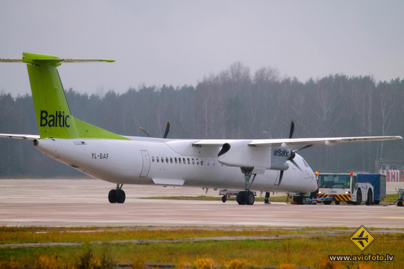 Bombardier DHC-8-402 Q400