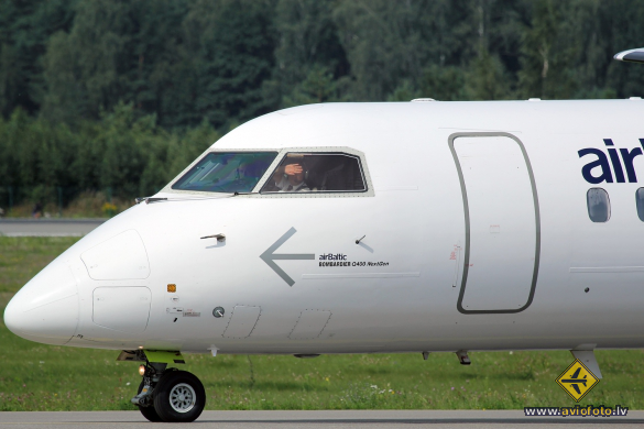 Bombardier DHC-8-402 Q400