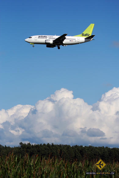 Boeing 737-522