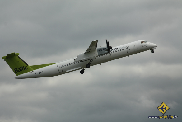 Bombardier DHC-8-402 Q400