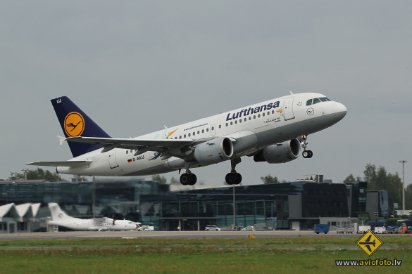 Airbus A319-114