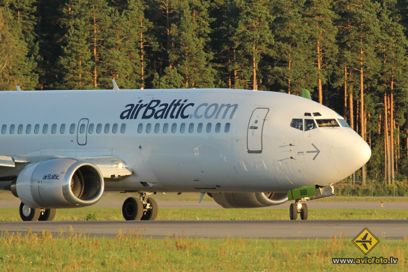Boeing 737-33A