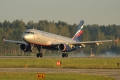Airbus A320-214