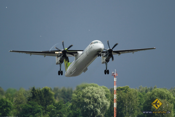 Bombardier DHC-8-402 Q400