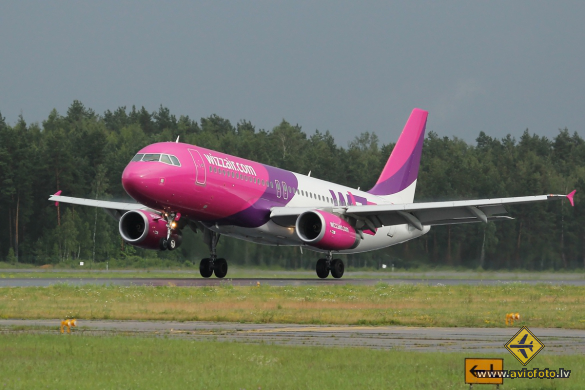 Airbus A320-232