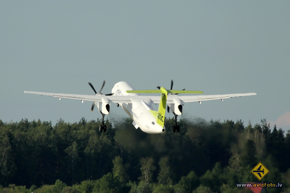 Bombardier DHC-8-402 Q400