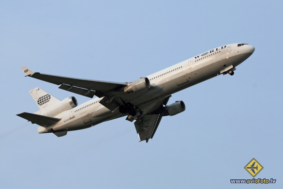 McDonnell Douglas MD-11