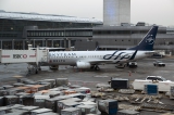 Boeing 737-832