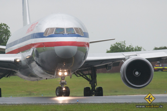 Boeing 767-323/ER