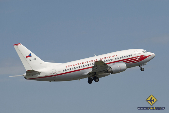 Boeing 737-55S