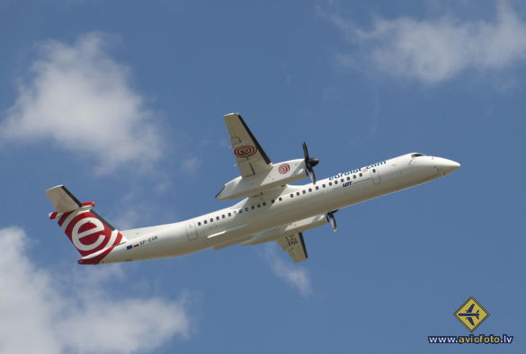 Bombardier DHC-8-402 Q400
