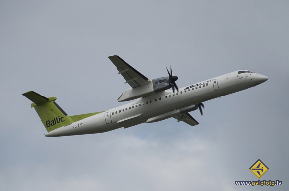 Bombardier DHC-8-402 Q400