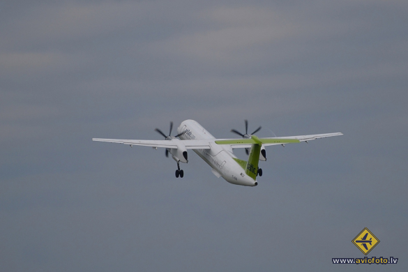 Bombardier DHC-8-402 Q400
