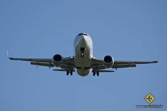 Boeing 737-36Q