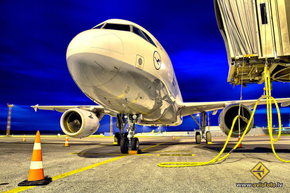 Airbus A319-114