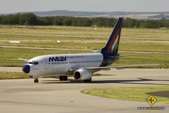 Boeing 737-7Q8