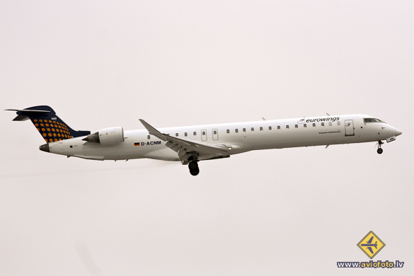 Bombardier CRJ-900ER (CL-600-2D24)