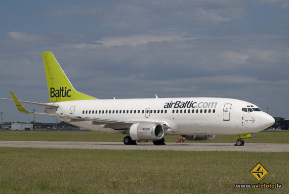 Boeing 737-33A