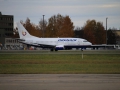 Boeing 737-5H6