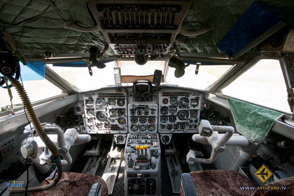 Yakovlev Yak-40