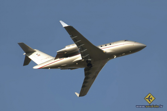 Bombardier Challenger 604 (CL-600-2B16)