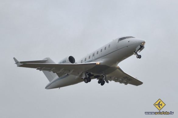 Bombardier Challenger 605 (CL-600-2B16)