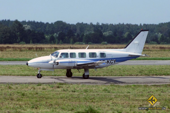 Piper PA-31-350 Navajo Chieftain